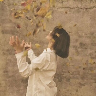 学生qq头像女生(女学生qq头像)